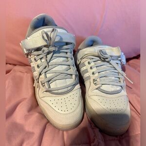 Bad Bunny x Forum Buckle Low Last Forum